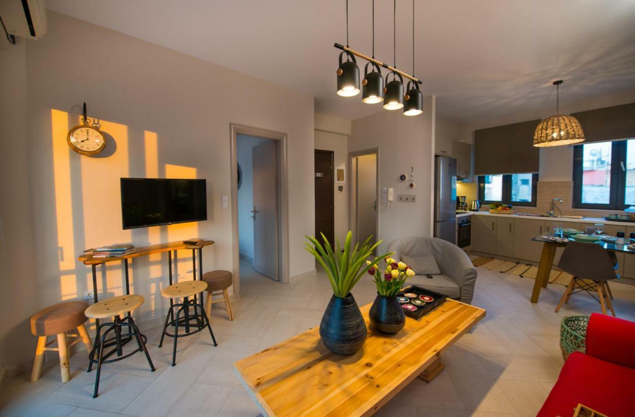 Marios Home, A Cozy And Spacious Apartment Near Downtown プレベザ エクステリア 写真